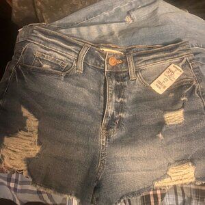 SO Kohls brand shorts